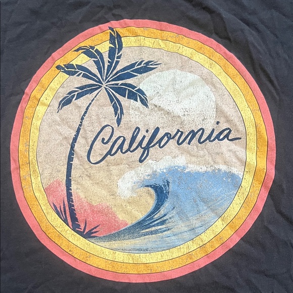 🔥4/$10 Old Navy Navy California Graphic Tee - Picture 2 of 4